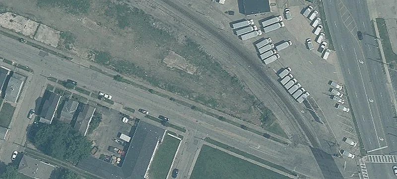 Maple Ave