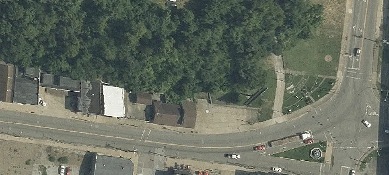 Main St