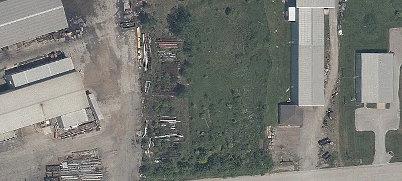 Kauffman Ave