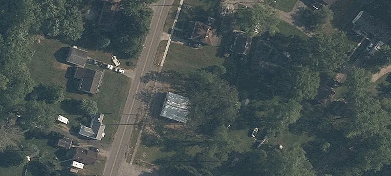 1015 Warren Rd