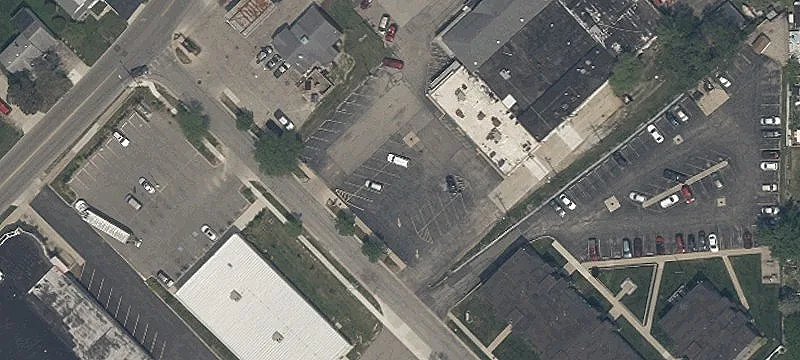 Rossway Ave