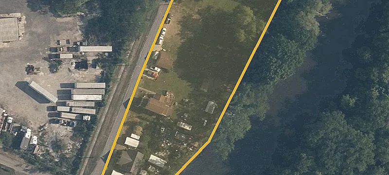 627 High St