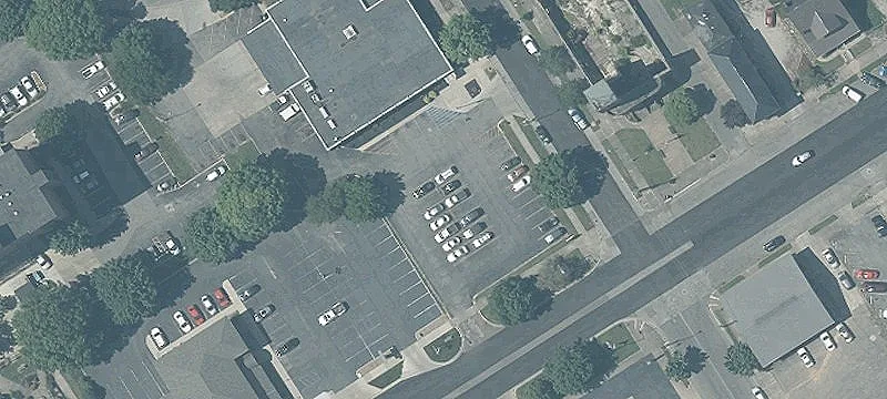 4th St
