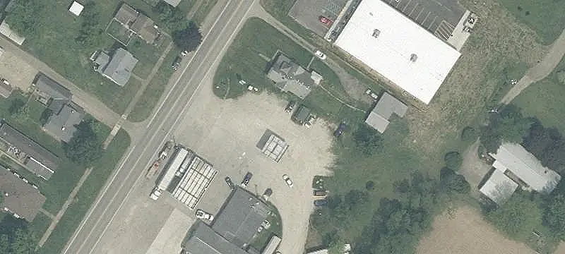 305 Main St