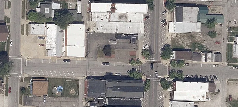 216 Dl Ave