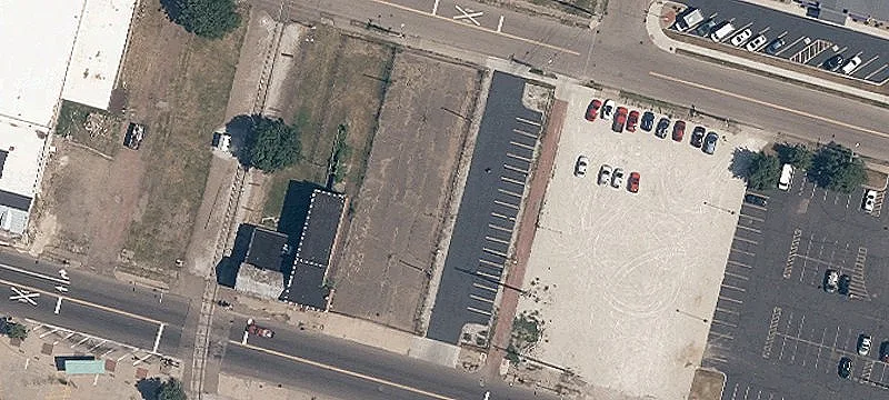 617 Tuscarawas E St