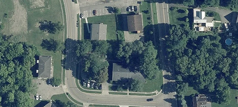 Linden Ave