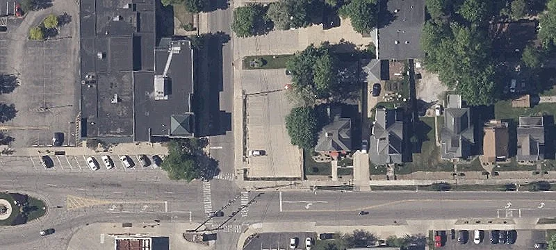 132 Broad St
