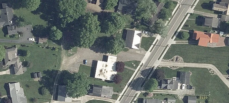 939 Eastport Ave