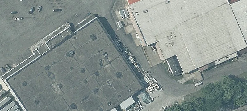 Rhodes Ave