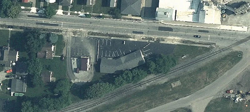 703 Miami St