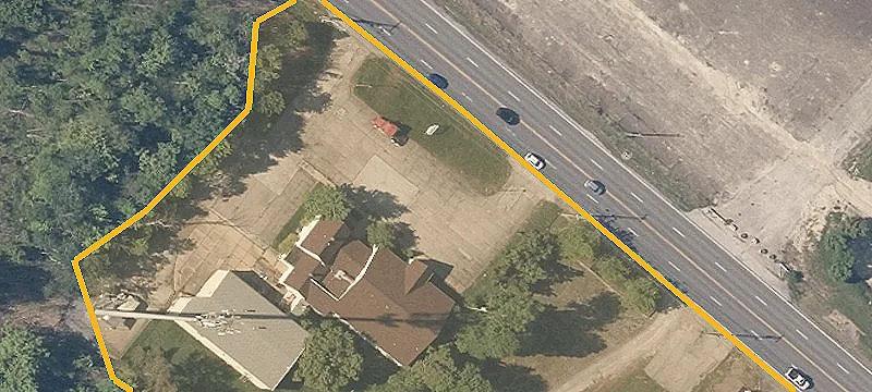 7286 Aurora Rd