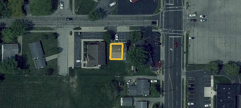 105 Rhoades Ave