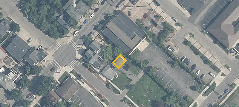 Main St