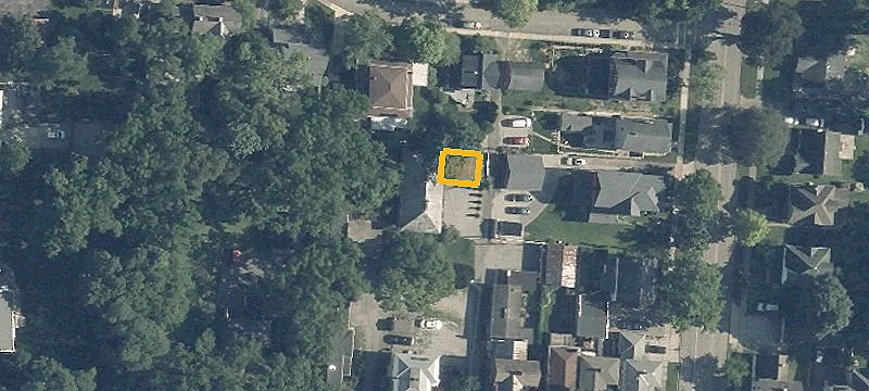 138 Central Ave
