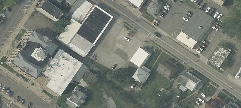 Main St