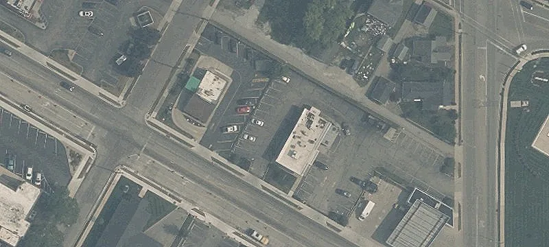 835 Main St