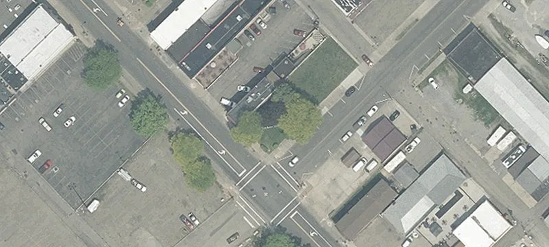 Tuscarawas Ave