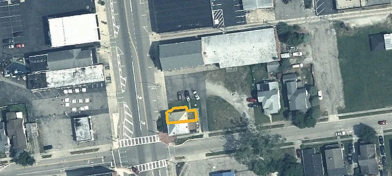Detroit St
