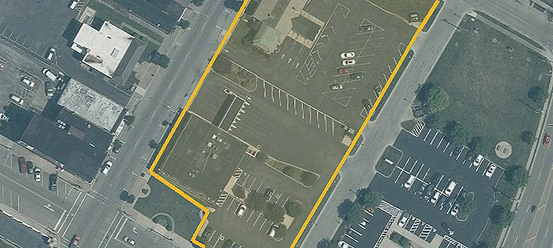 Main St