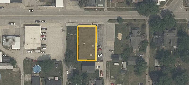 137 Main St