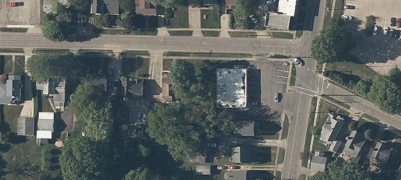 Sackett Ave