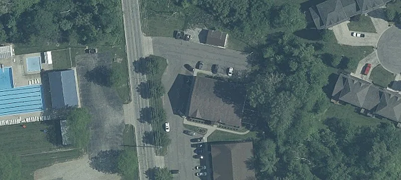 886 Nelson Ave