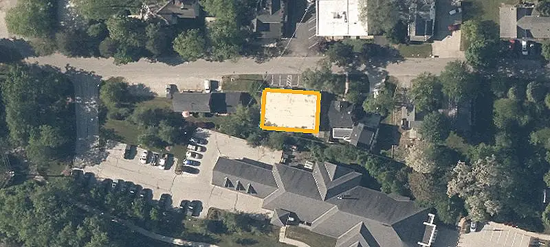 76 Maple Dr