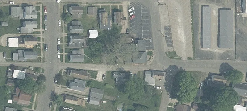 435 Minnich NW Ave