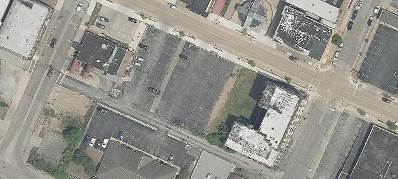 4th E St