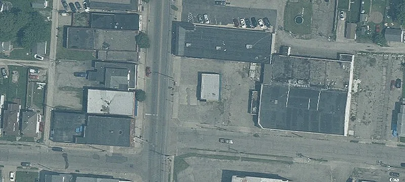 Pleasant Ave