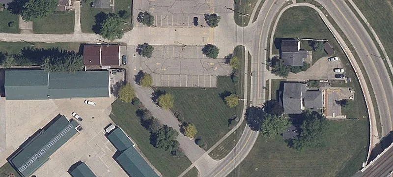 Main St