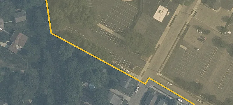 Cedar St