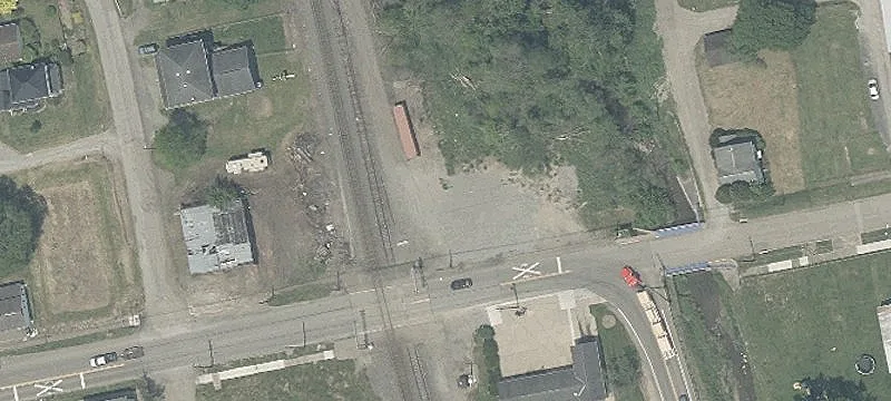 Main E St