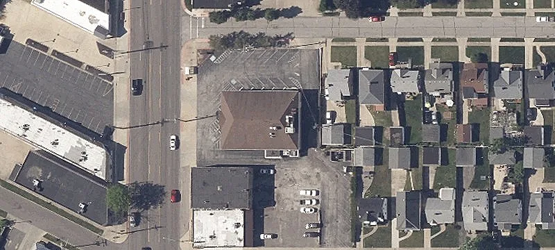 5747 Rdg Rd