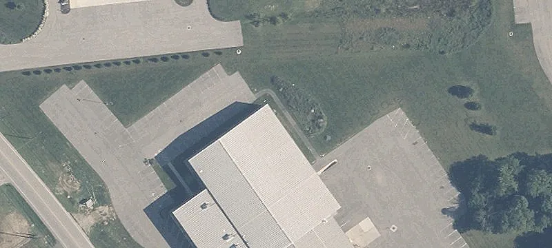 7858 Industrial Pkwy