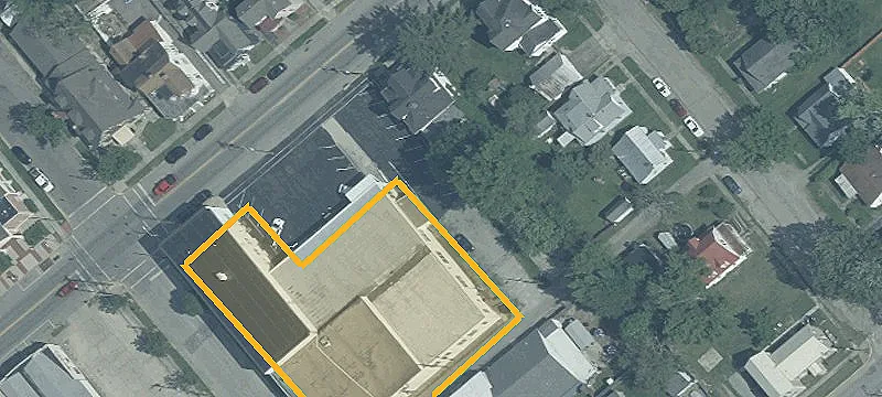 208 Main St