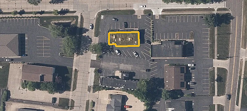 2708 Crawfis Blvd