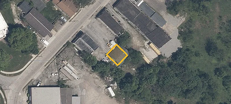 102 Walton Ave