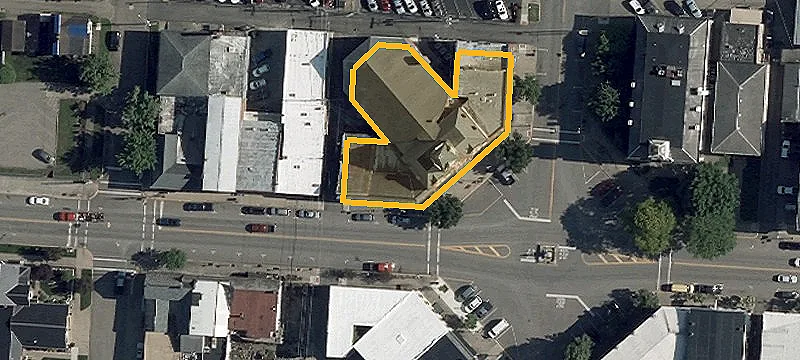 35 Main St
