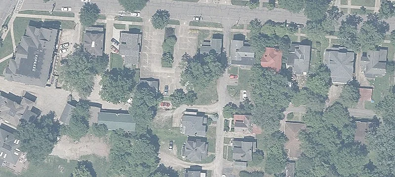 12 Montrose Ave