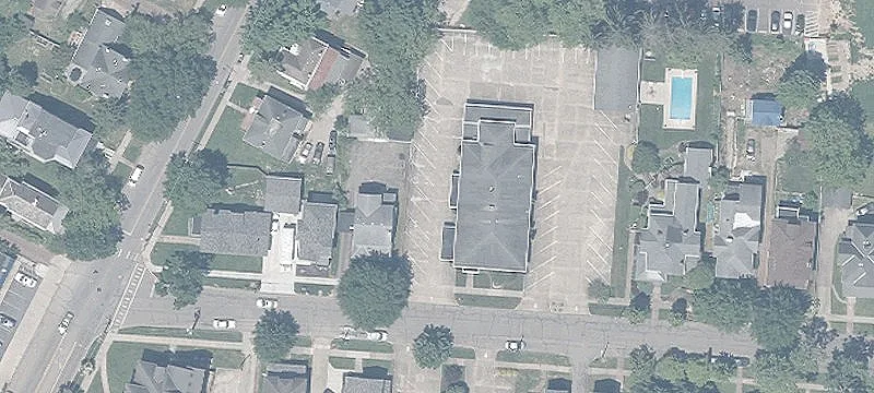 24 Morris Ave