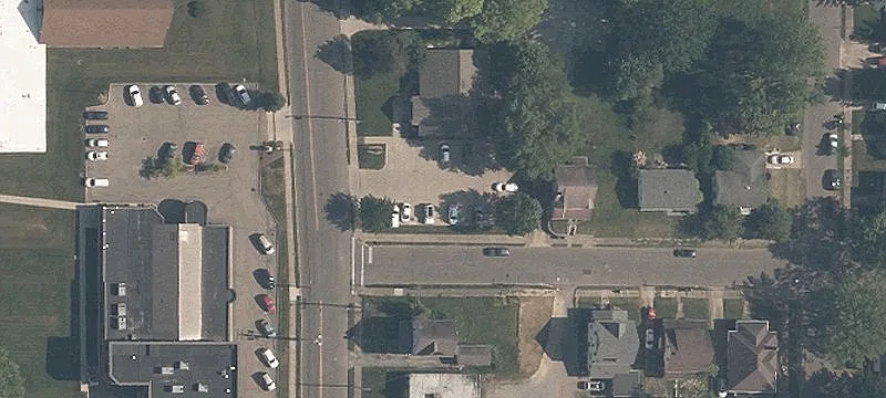 Arch S Ave