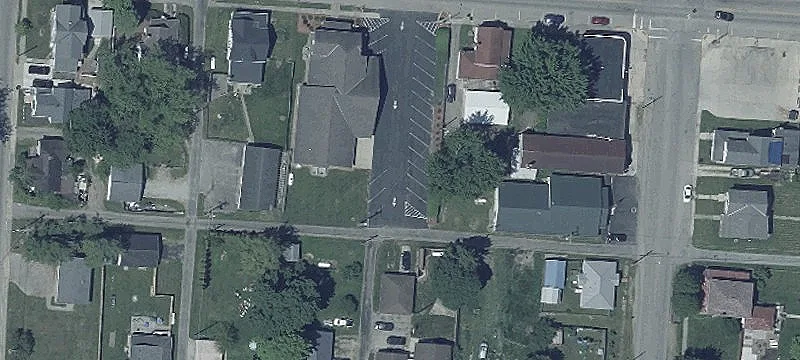 Maple St