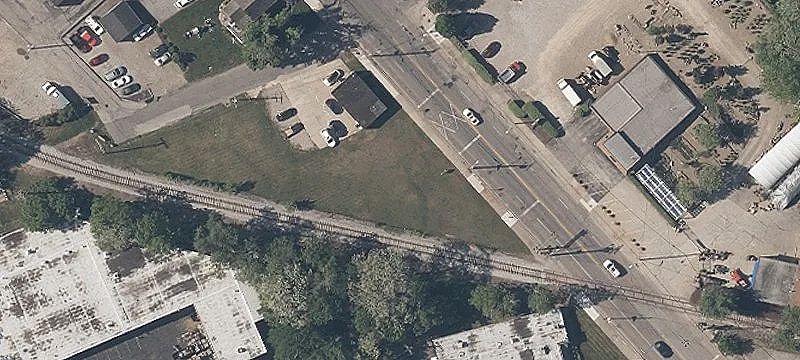 Broadway Ave