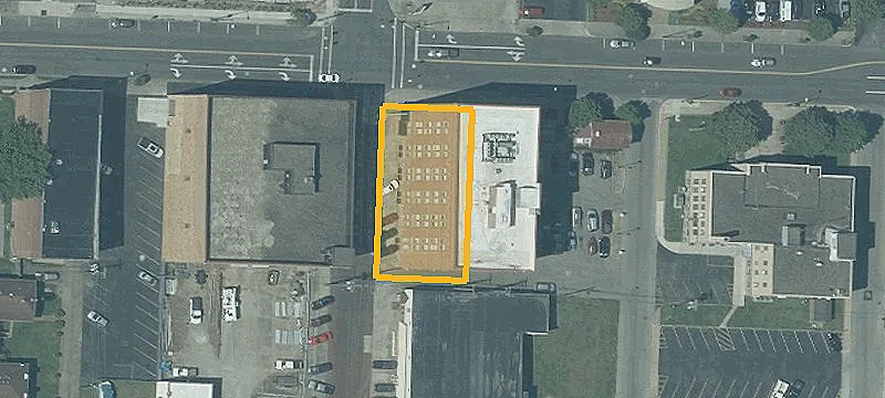 700 2nd St