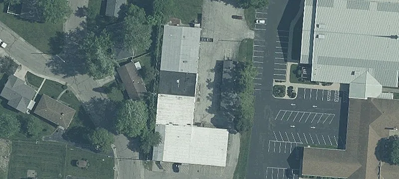 985 Locust St