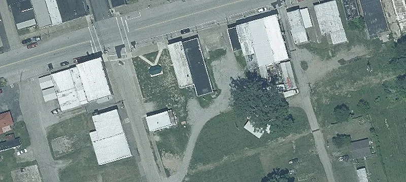 28 2nd St