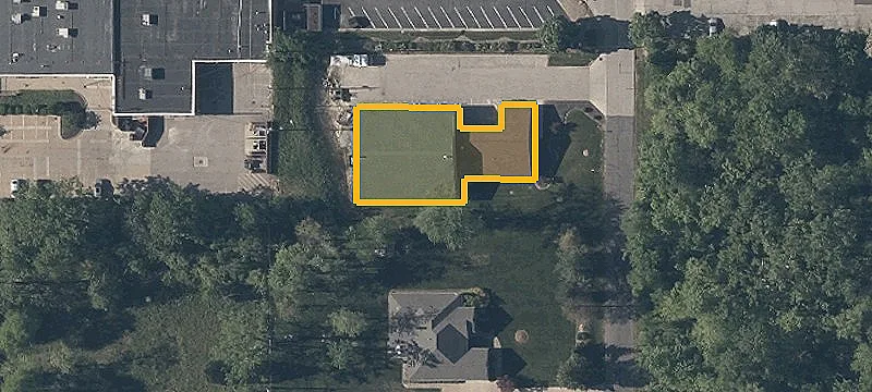 3636 Maplecrest Rd