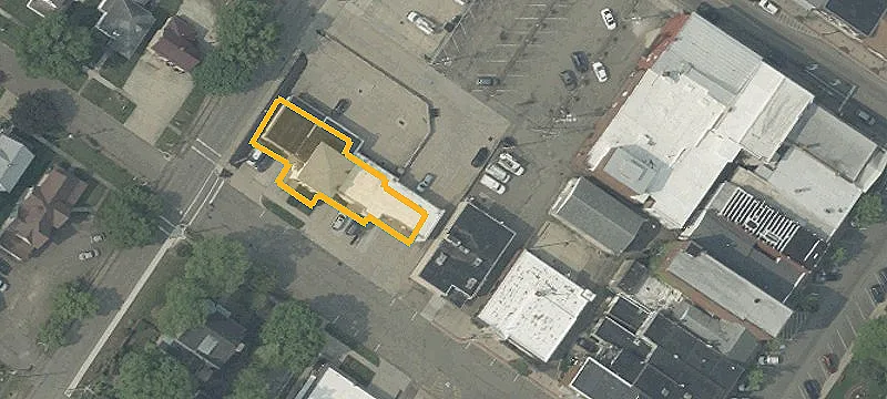2nd SW St